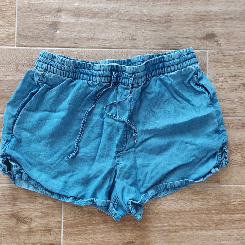 Gap Soft Chambray Shorts